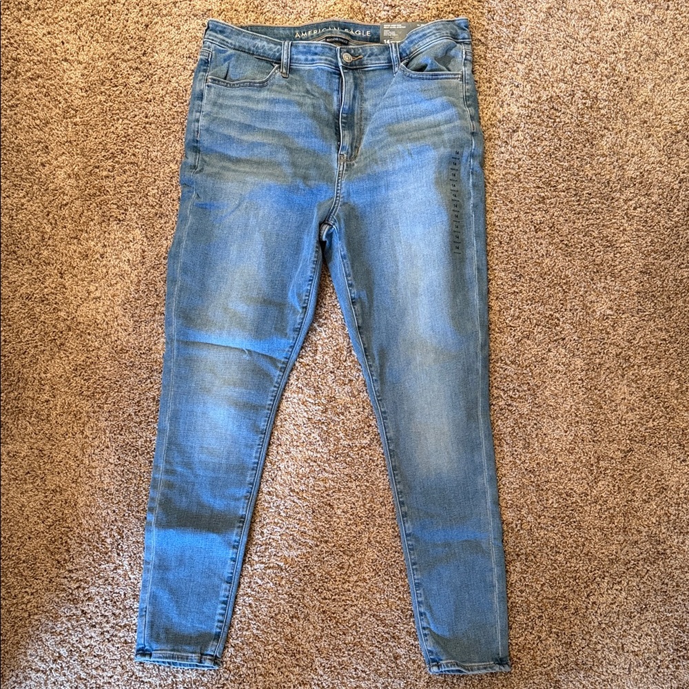 NWT American Eagle Super High Rise, Next Level Stretch Jegging - 14
